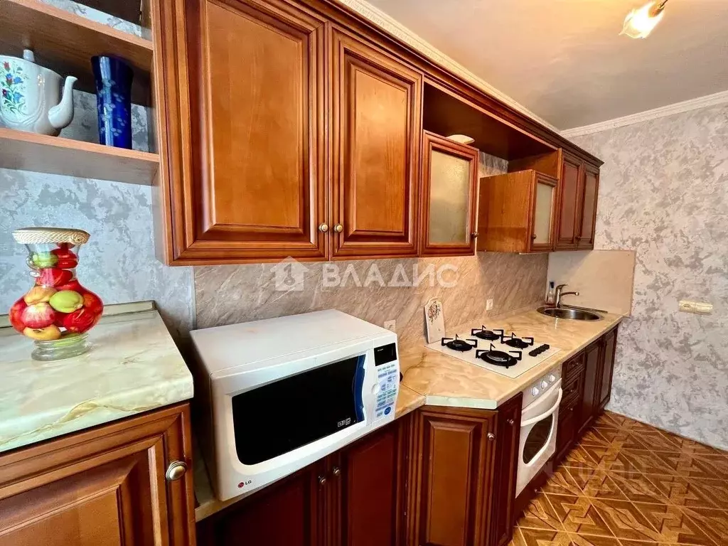 3-к кв. Владимирская область, Владимир ул. Ломоносова, 1 (65.0 м) - Фото 2