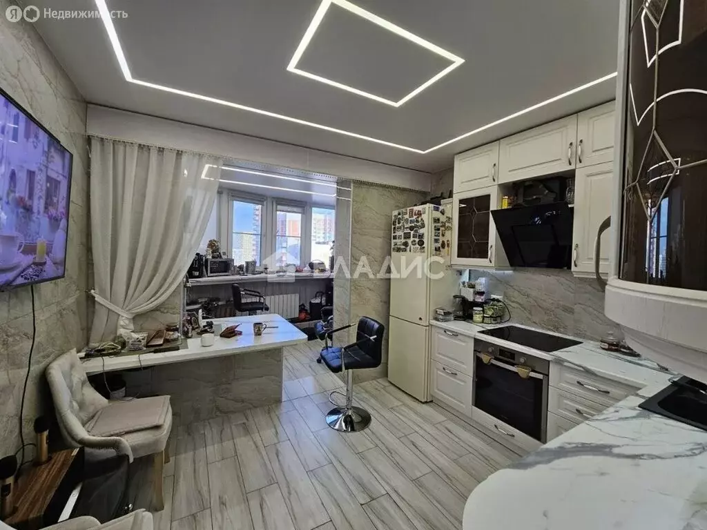 2-комнатная квартира: Мытищи, улица Борисовка, 24 (56 м) - Фото 1