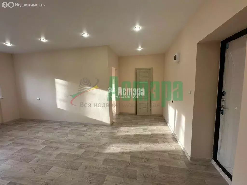 2-комнатная квартира: посёлок городского типа Атамановка, улица Связи, ... - Фото 2