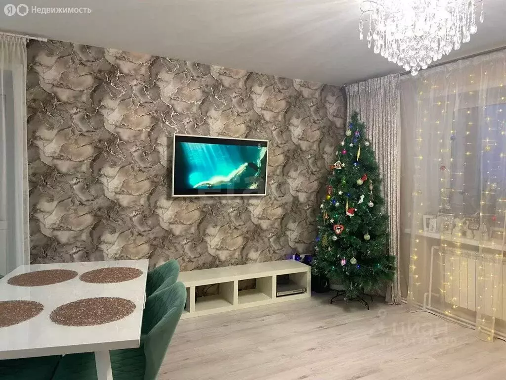 2-комнатная квартира: Красноярск, Афонтовский переулок, 5 (52 м) - Фото 1
