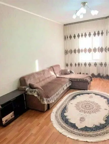 2-к кв. Ямало-Ненецкий АО, Новый Уренгой Юбилейный мкр, 1/6 (56.8 м) - Фото 1