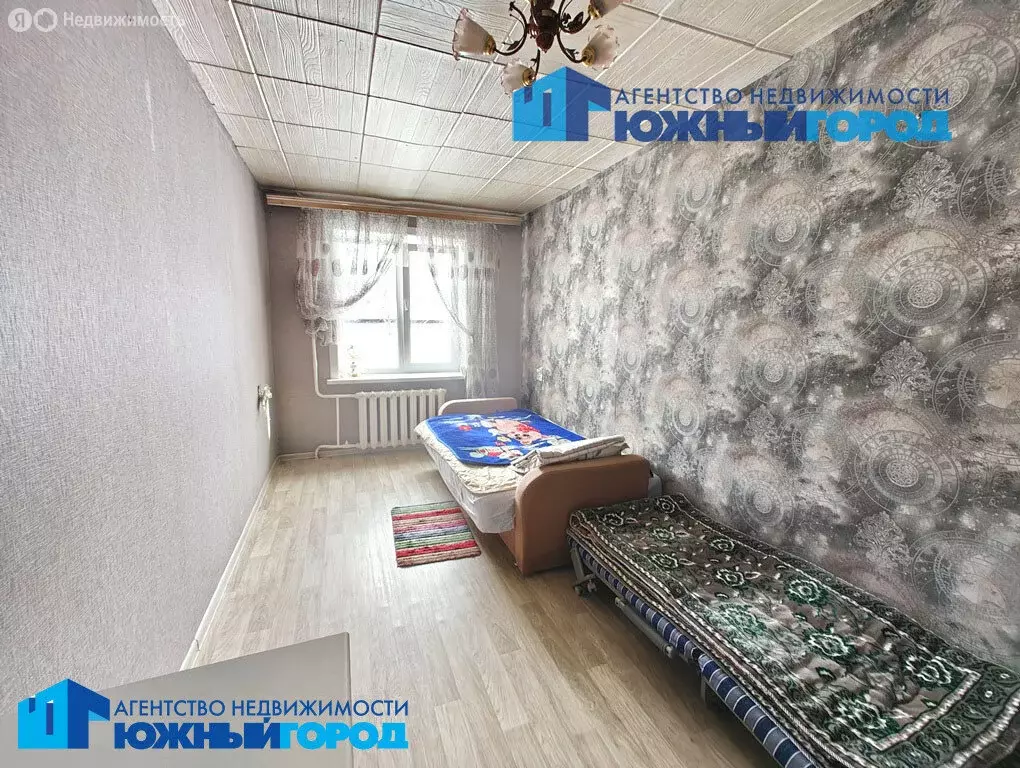 3-комнатная квартира: Южно-Сахалинск, Вокзальная улица, 72 (57.8 м) - Фото 1