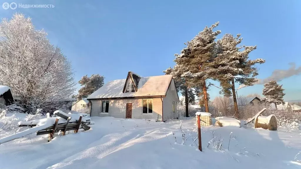 Дом в село Заозерье, улица Р.Н. Андреева (147 м) - Фото 0