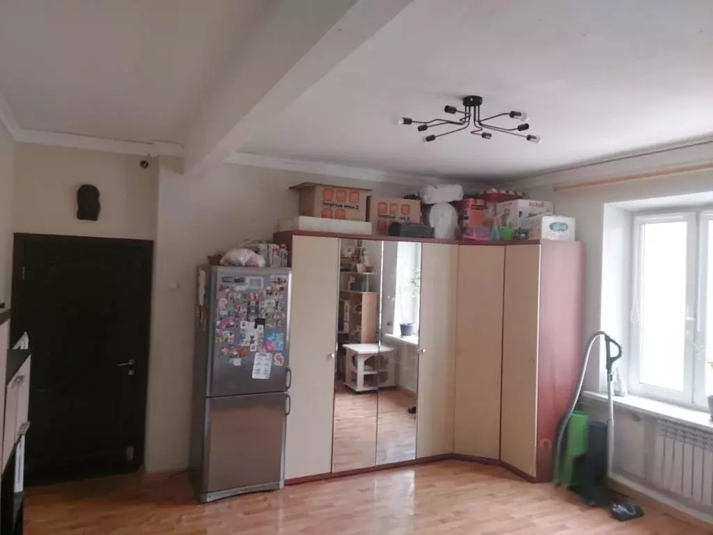 Продается 3-комнатная квартира - Фото 2