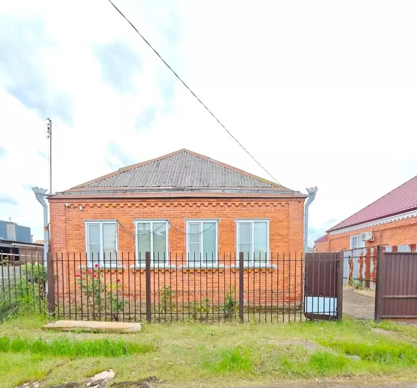 Дом в посёлок городского типа Яблоновский, 2-й проезд Фрунзе, 33 (70 ... - Фото 2