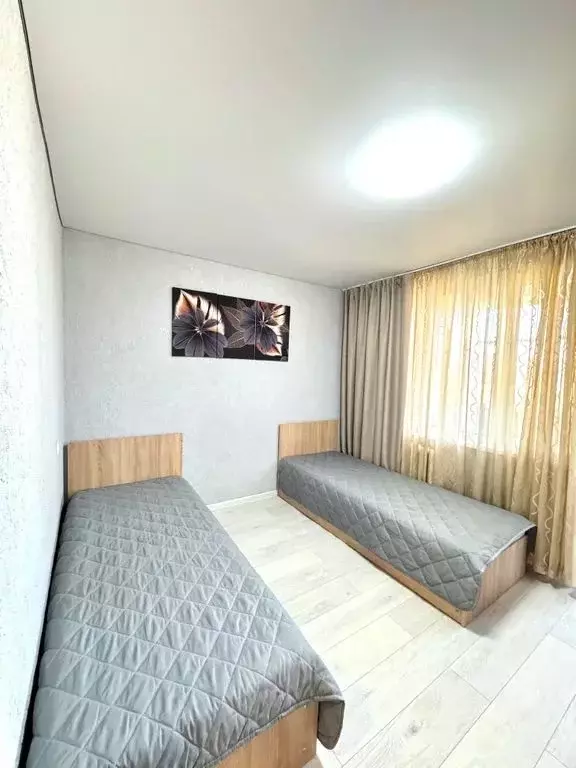 2-к кв. Севастополь ул. Некрасова, 1А (50.0 м) - Фото 0