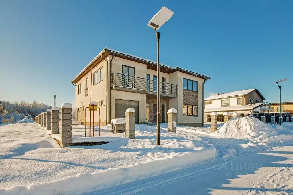 Дом в Ленинградская область, Ломоносовский район, Низинское с/пос, д. ... - Фото 1