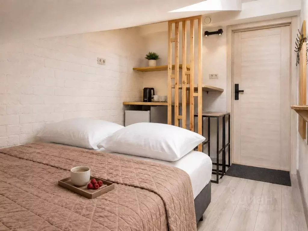 Комната Татарстан, Казань ул. Гаяза Исхаки, 15 (14.0 м) - Фото 1