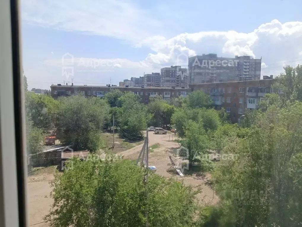 3-к кв. Волгоградская область, Волгоград ул. Маршала Еременко, 124 ... - Фото 1