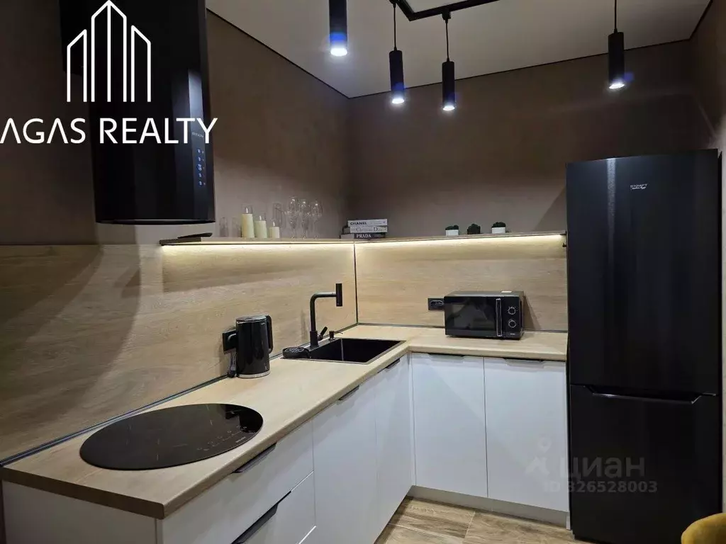 2-к кв. Ставропольский край, Пятигорск ул. Бунимовича, 1А (67.0 м) - Фото 1