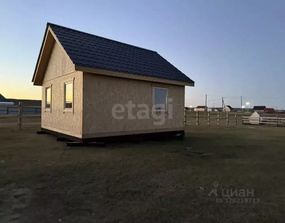 Дом в Саха (Якутия), Муниципальный район Хангаласский у., с. Октемцы ... - Фото 1