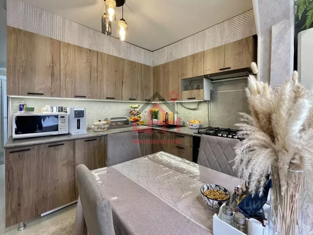 2-к кв. Ставропольский край, Ессентуки Октябрьская ул., 431 (53.8 м) - Фото 2