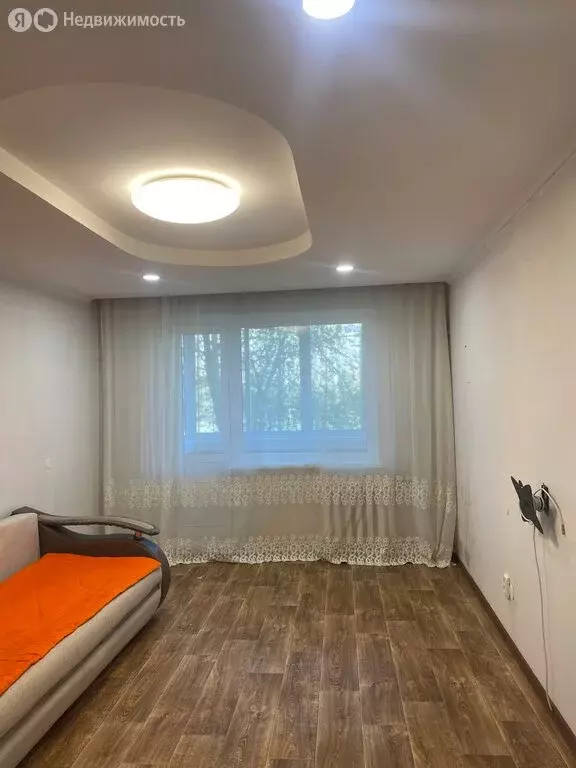 1-комнатная квартира: Сосновоборск, Солнечная улица, 31 (36 м) - Фото 0
