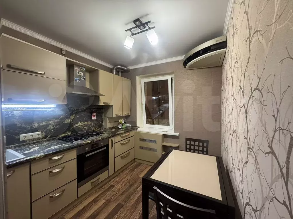 1-к. квартира, 41 м, 8/9 эт. - Фото 0