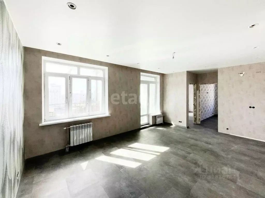 2-к кв. Ханты-Мансийский АО, Сургут ул. Ивана Захарова, 5 (57.5 м) - Фото 0