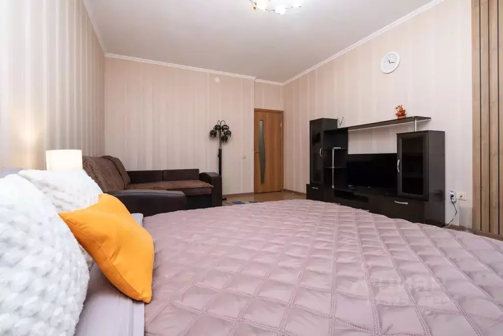 1-к кв. Татарстан, Казань ул. Зинина, 34 (45.0 м) - Фото 2