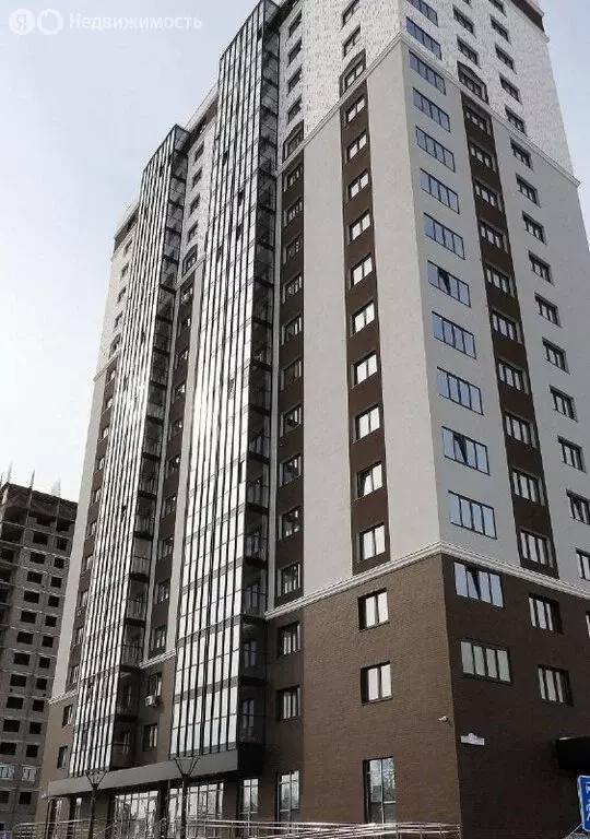 2-комнатная квартира: Тюмень, Тальниковая улица, 1 (74.4 м) - Фото 2