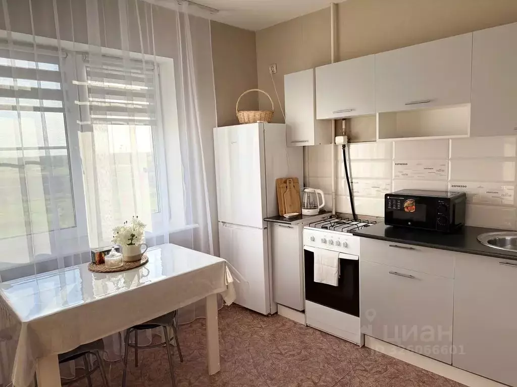 1-к кв. Омская область, Омск ул. 21-я Амурская, 41/3 (37.0 м) - Фото 1