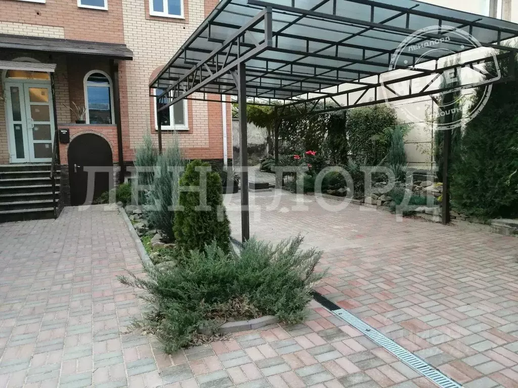 Офис в Ростовская область, Новочеркасск Московская ул., 10/20 (184 м) - Фото 1