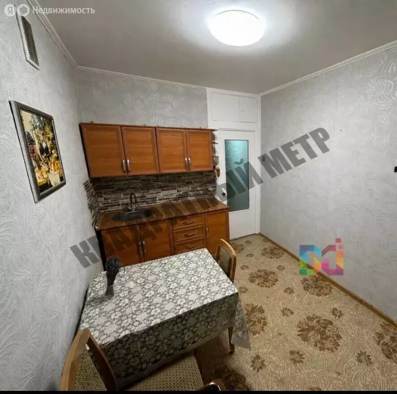 3-комнатная квартира: Элиста, 6-й микрорайон, 5 (66.4 м) - Фото 1