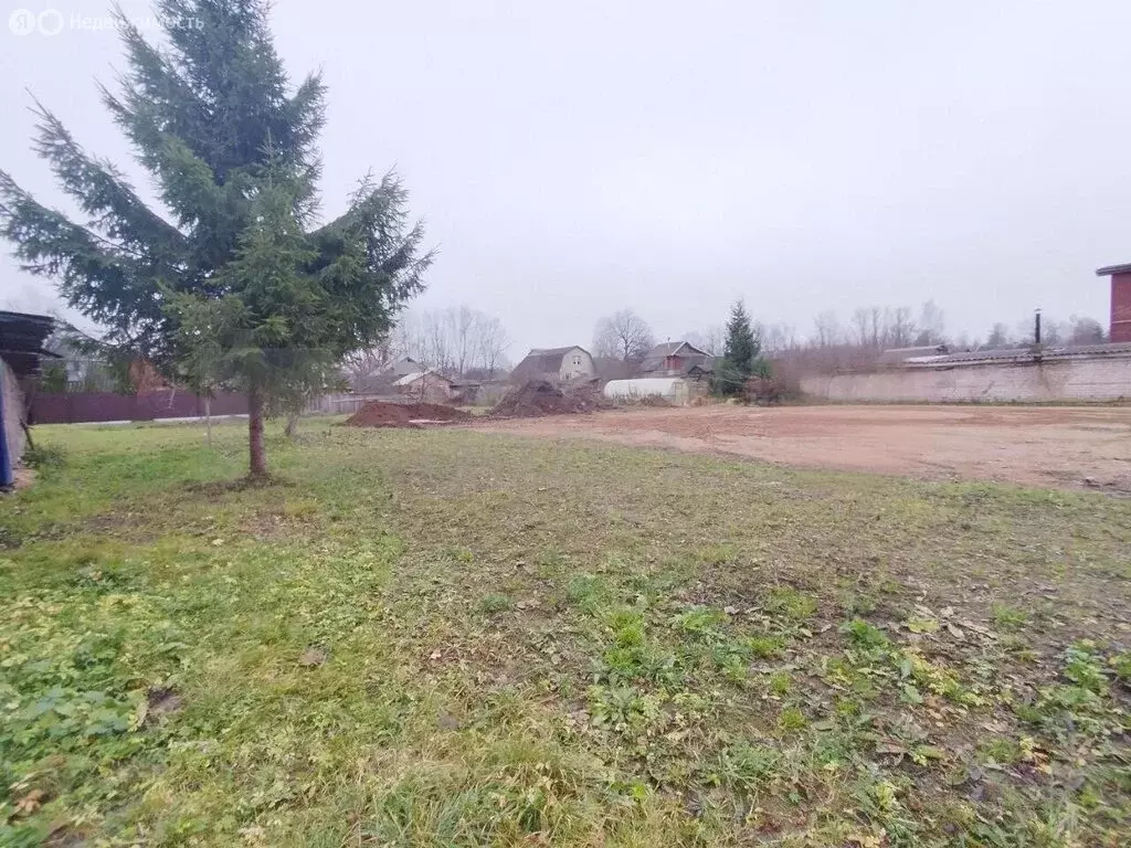 Участок в Боровичи, улица Салтыкова-Щедрина, 24 (12.5 м) - Фото 1