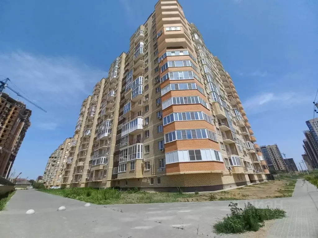 2-к кв. Астраханская область, Астрахань ул. Трофимова, 6 (63.0 м) - Фото 0