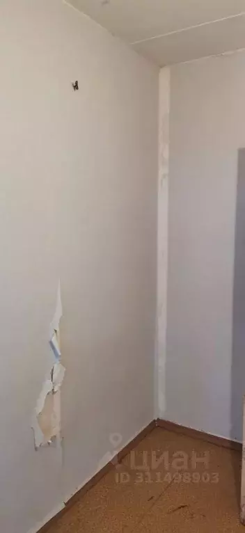 3-к кв. Волгоградская область, Волгоград ул. 50 лет Октября, 17 (58.8 ... - Фото 2