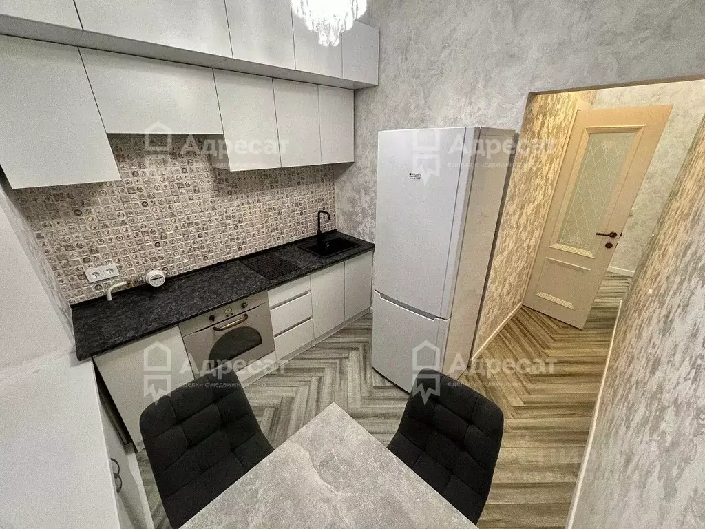 2-к кв. Волгоградская область, Волгоград Комсомольская ул., 18 (45.0 ... - Фото 0