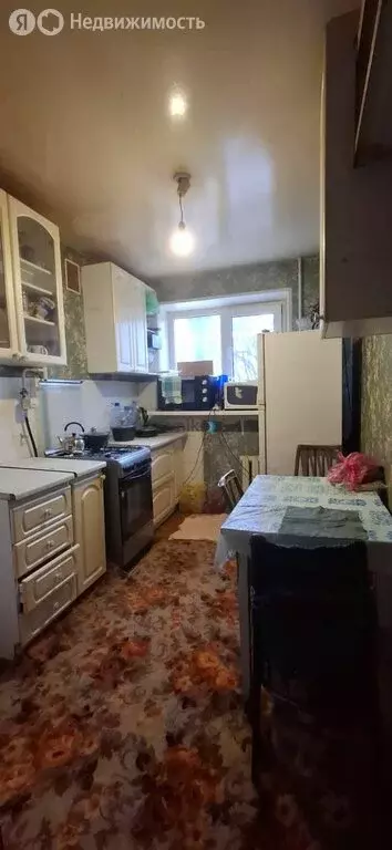 3-комнатная квартира: Уфа, улица 50 лет СССР, 48 (56 м) - Фото 1