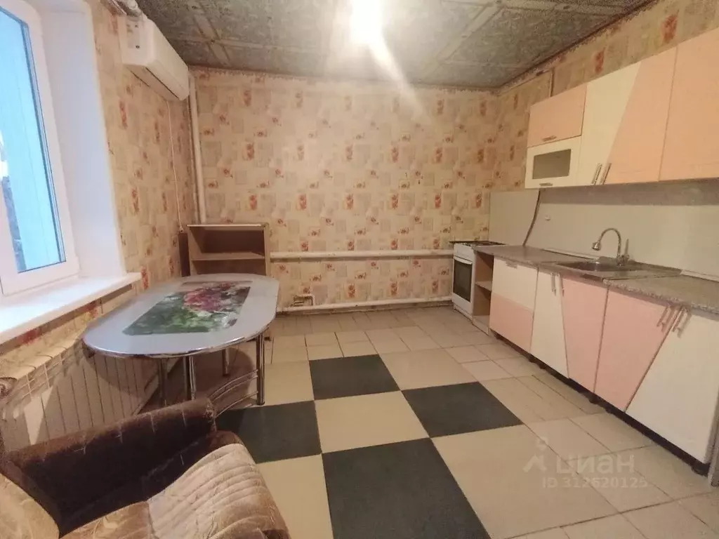 Дом в Оренбургская область, Оренбург ул. Глинки, 66/65 (70 м) - Фото 0