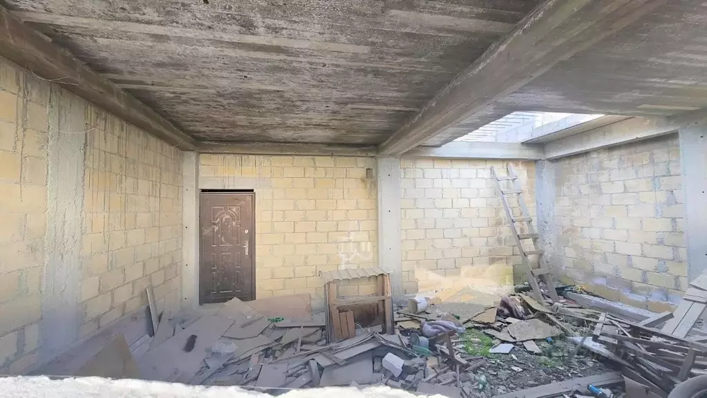 Гараж в Крым, Алушта  (132 м) - Фото 2