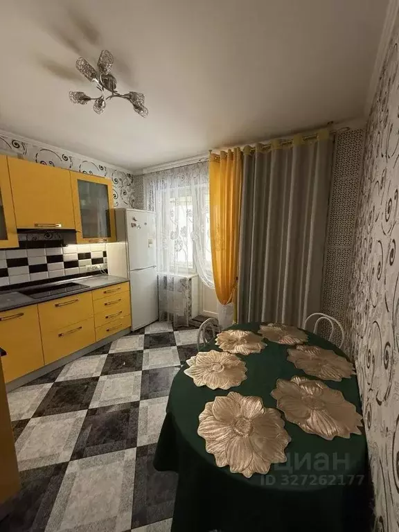 3-к кв. Московская область, Чехов ул. Уездная, 2 (88.2 м) - Фото 1