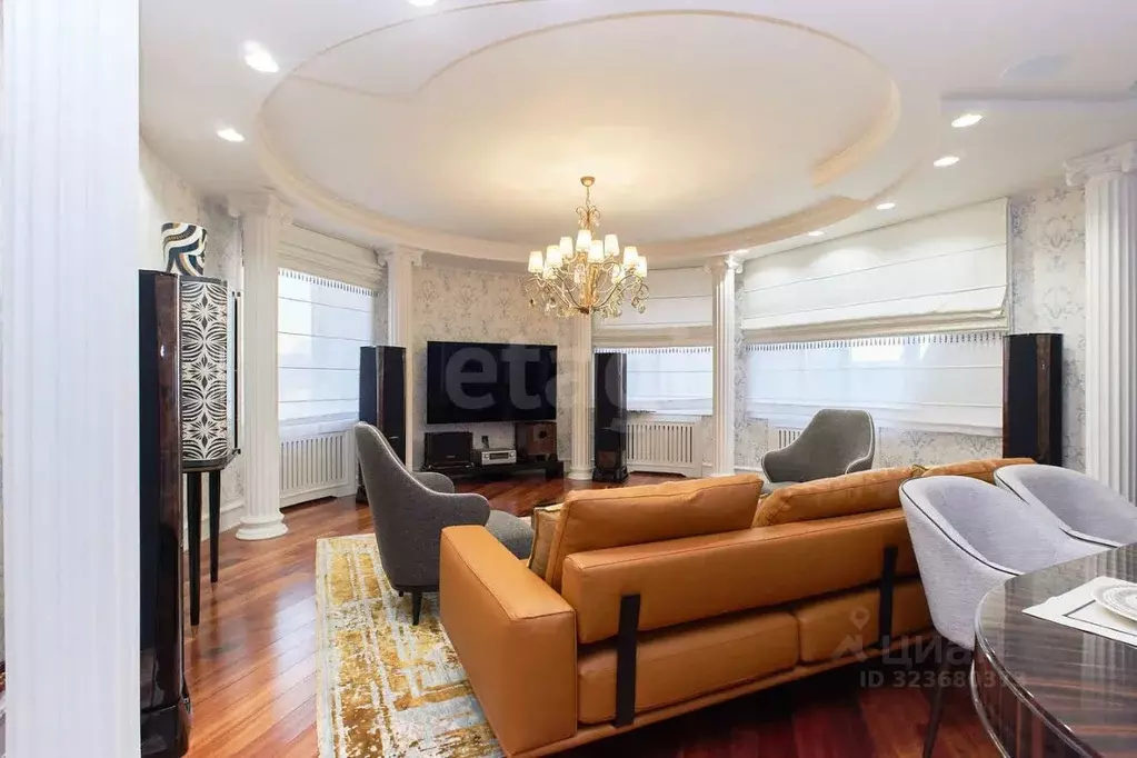 3-к кв. Тюменская область, Тюмень ул. Хохрякова, 45 (154.0 м) - Фото 1