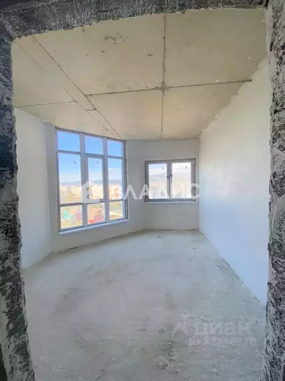 2-к кв. Краснодарский край, Новороссийск ул. Чайковского, 10а (68.7 м) - Фото 0
