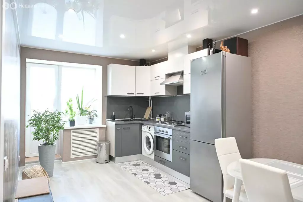 2-комнатная квартира: Сыктывкар, улица Мира, 68 (53.9 м) - Фото 2