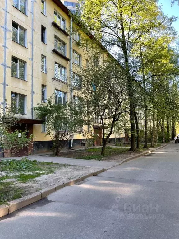 4-к кв. Санкт-Петербург ул. Лени Голикова, 23К5 (48.7 м) - Фото 0