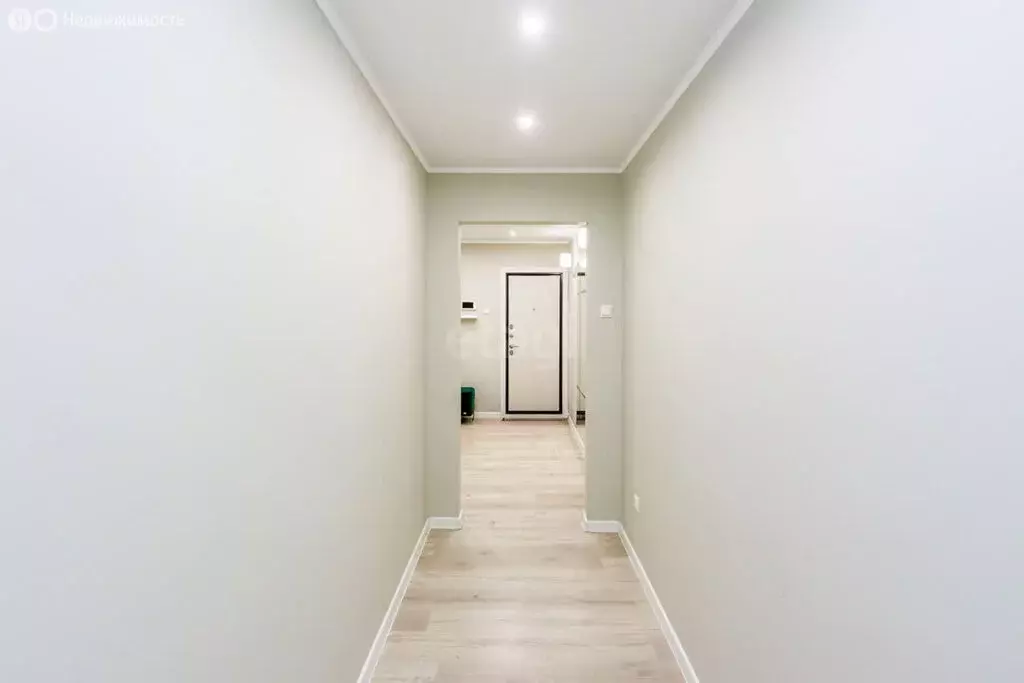 3-комнатная квартира: Тюмень, улица Демьяна Бедного, 102 (100.8 м) - Фото 2