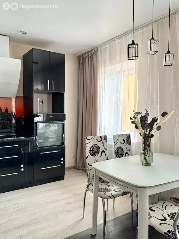 2-комнатная квартира: Иркутск, Угольный проезд, 68/2 (72.2 м) - Фото 2