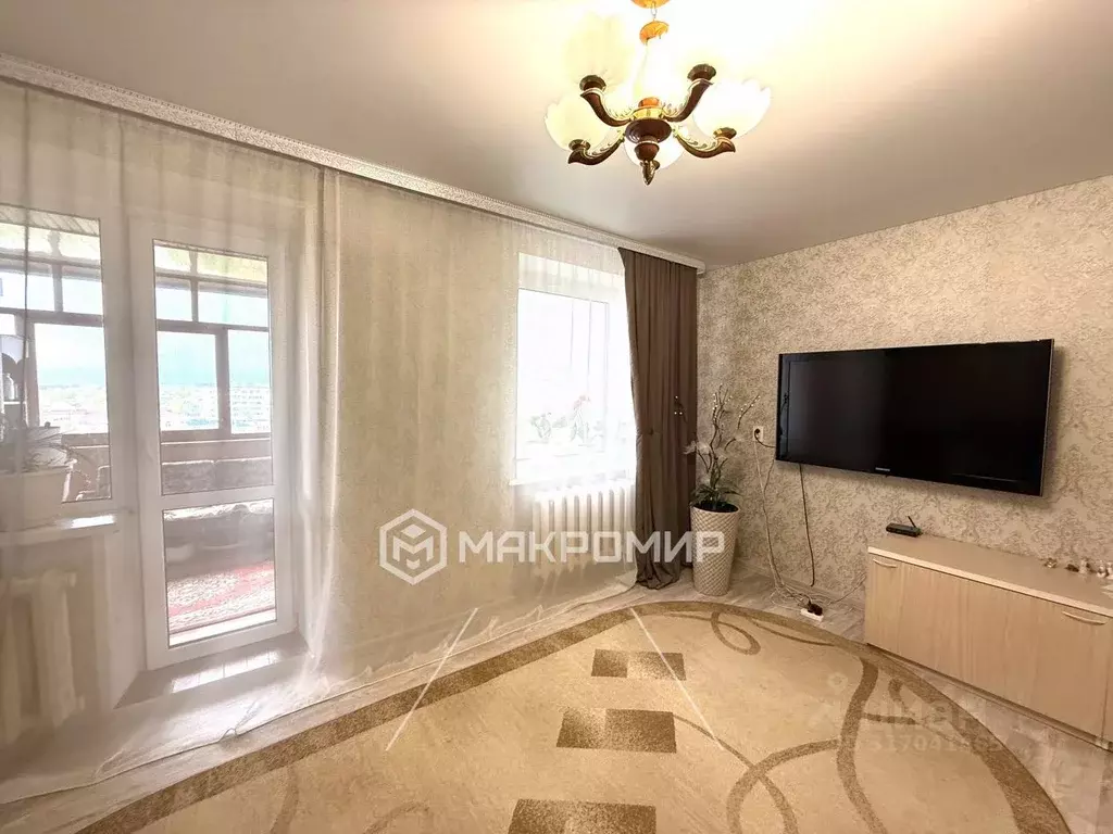 3-к кв. Брянская область, Брянск пер. Литвинова, 1 (69.2 м) - Фото 0