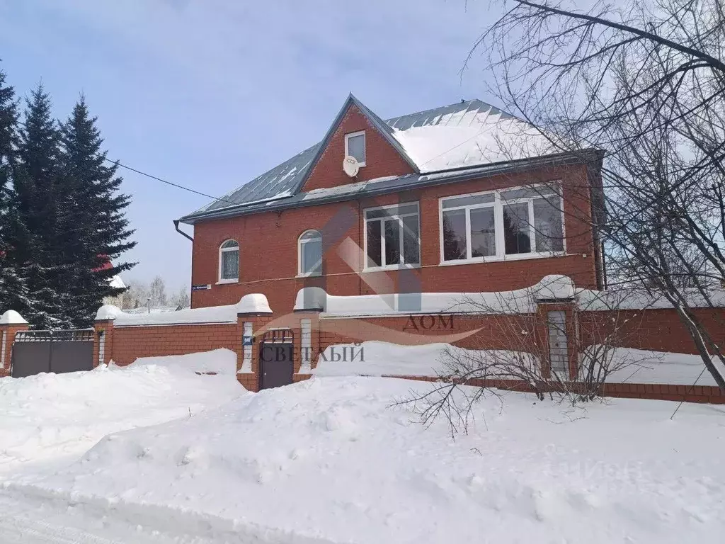 Дом в Алтайский край, Барнаул Спутник мкр, ул. Яблоневая, 17 (167 м) - Фото 1