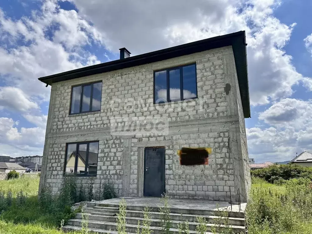 Дом в Кабардино-Балкария, Нальчик ул. Каирова, 81 (260 м) - Фото 2