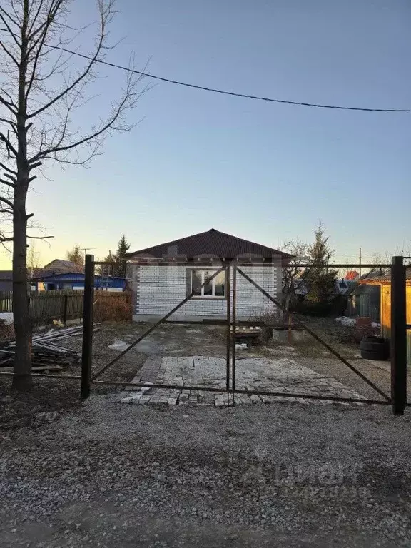 Дом в Тюменская область, Тюмень Дубравушка СНТ, ул. Центральная (60 м) - Фото 1