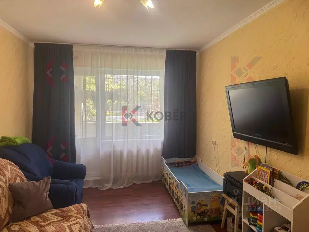 2-к кв. Крым, Симферополь ул. Лермонтова, 18 (49.0 м) - Фото 1