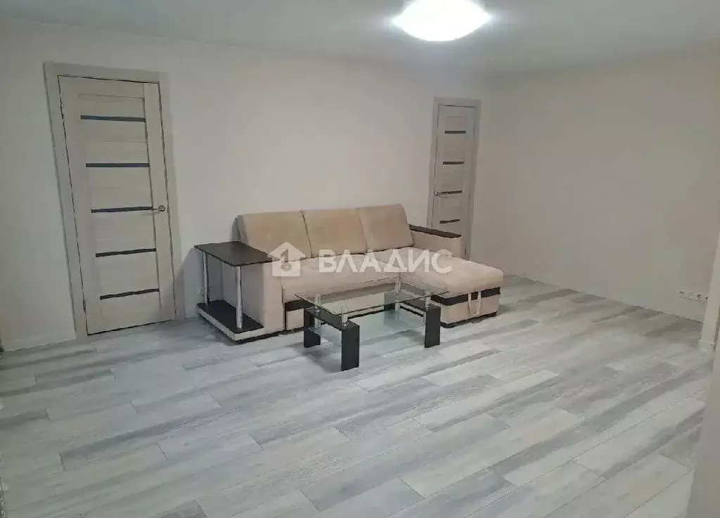 Продается 2-комнатная квартира - Фото 1