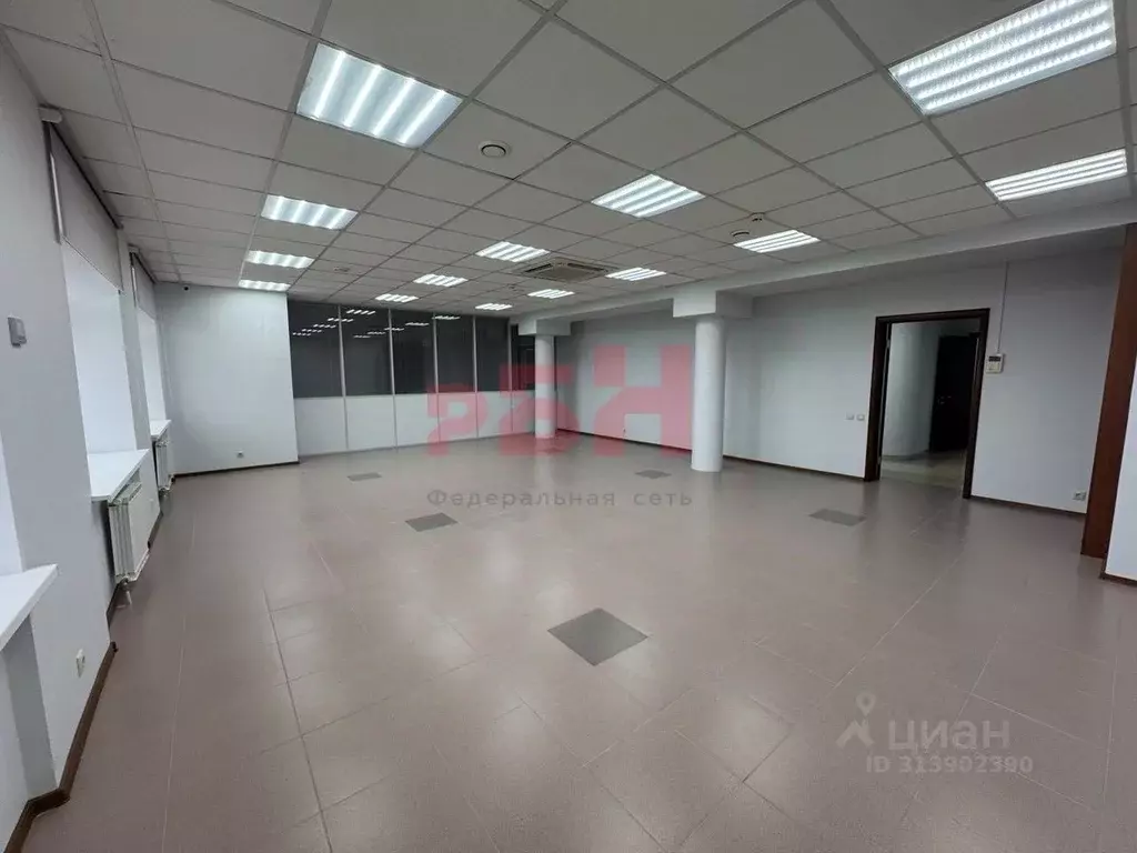 Офис в Тюменская область, Тюмень ул. Урицкого, 16 (232 м) - Фото 2