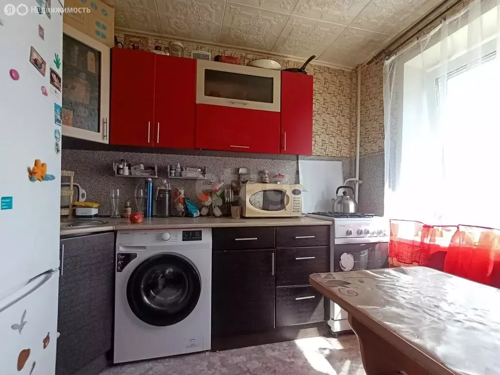 1-комнатная квартира: Кыштым, улица Калинина, 176 (32.8 м) - Фото 2