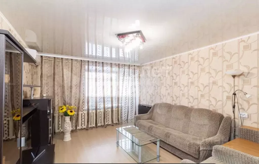 3-к кв. Тюменская область, Тюмень ул. Мельникайте, 48а (61.3 м) - Фото 2