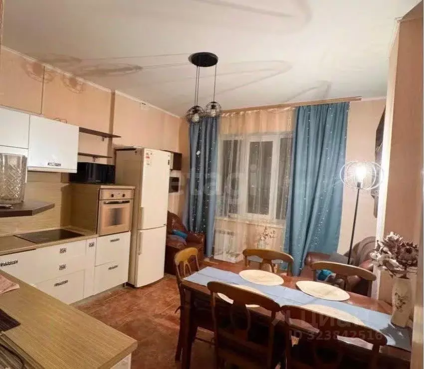 1-к кв. Курская область, Курск просп. Вячеслава Клыкова, 92 (49.9 м) - Фото 1