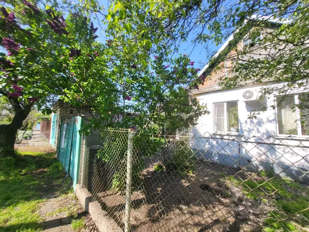 Дом в Ставропольский край, Невинномысск ул. Тимирязева, 13 (50 м) - Фото 2