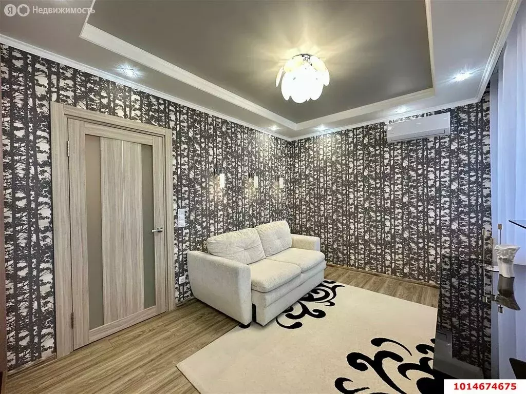 3-комнатная квартира: Краснодар, Старокубанская улица, 58 (79.7 м) - Фото 1
